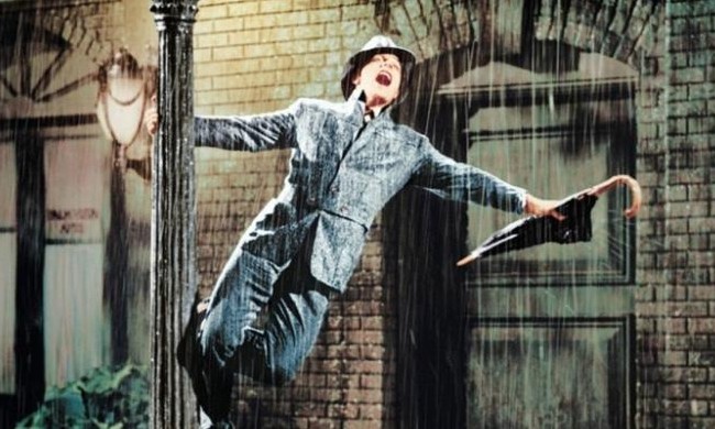 cantando_bajo_la_lluvia