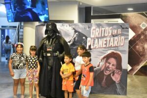 gritos en el planetario