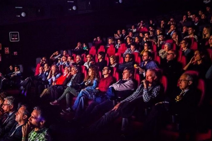 gente en el cine